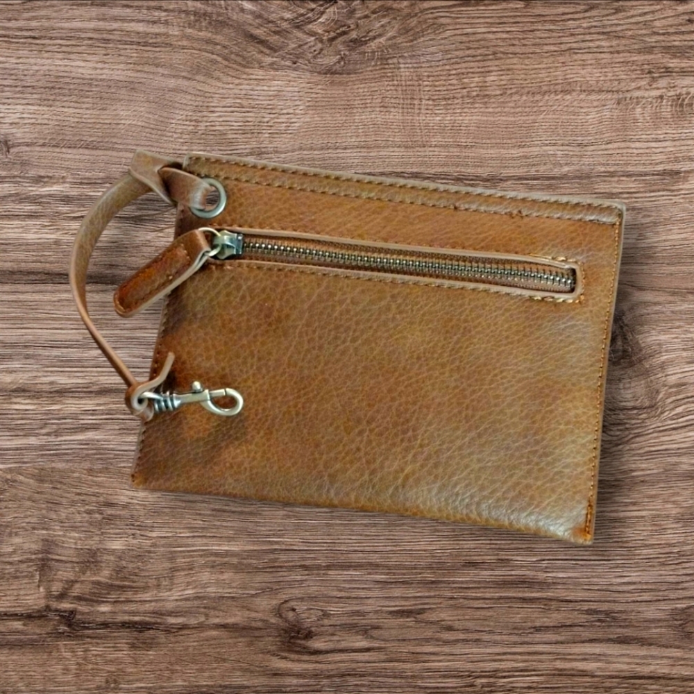 Altar'd State Pouch Like New